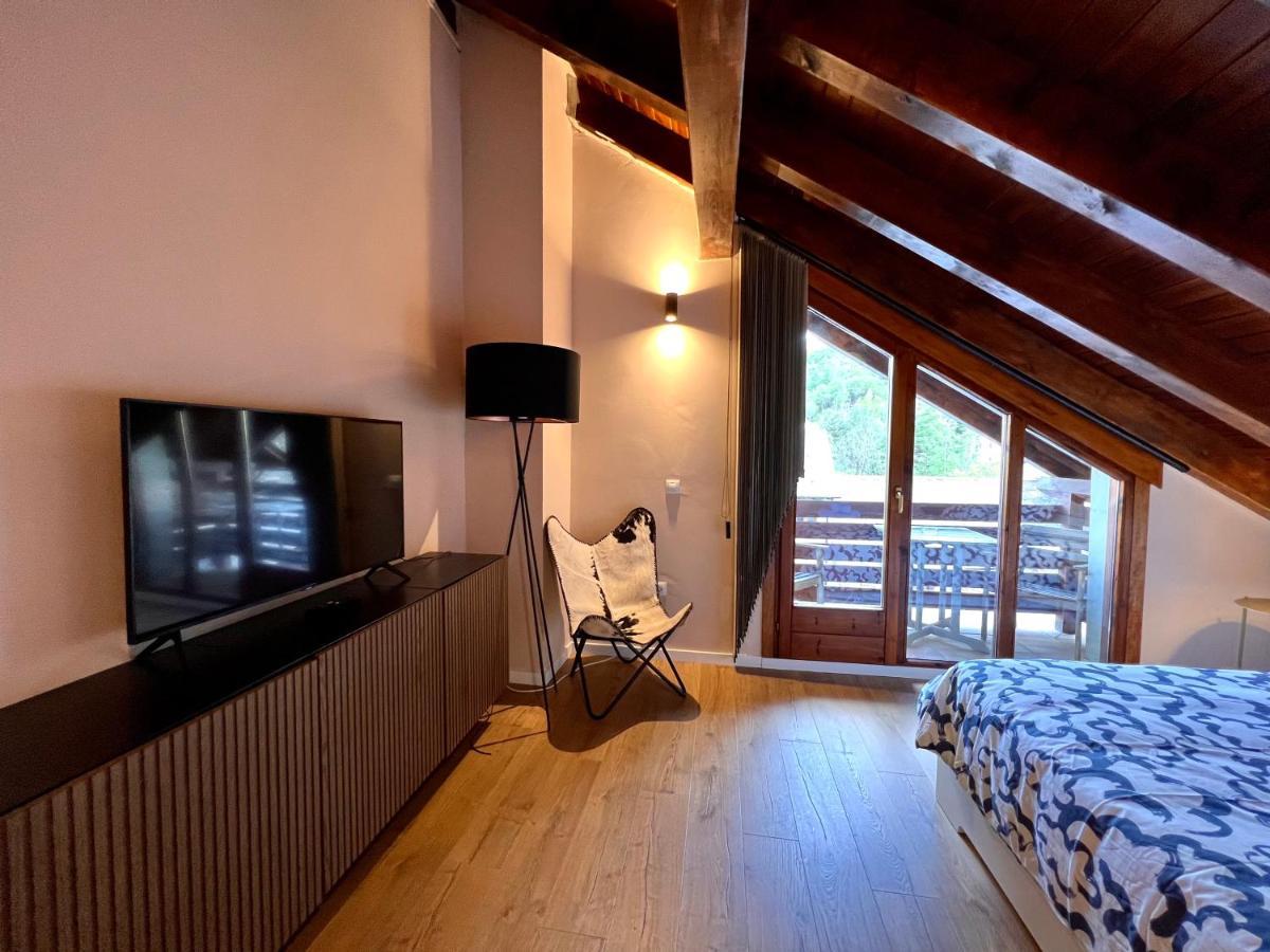Duplex La Roca - L'Amfitriona Lejlighed Espot Eksteriør billede